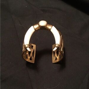 LUCKY BRAND MOP HORN CUFF BRACELET GOLD TONE GUC
